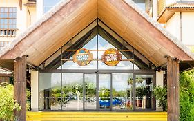 Chessington Resort Hotel